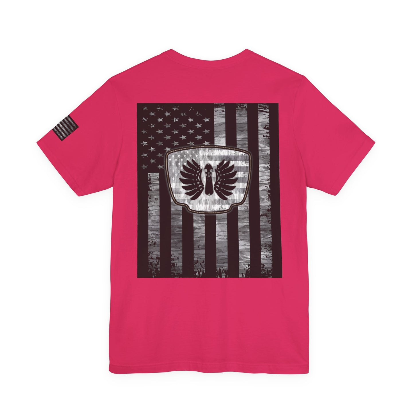 Duck Hunting American Flag Badge T-Shirt – Mossy Camo Print, Crossed Guns & Duck Skull Graphic