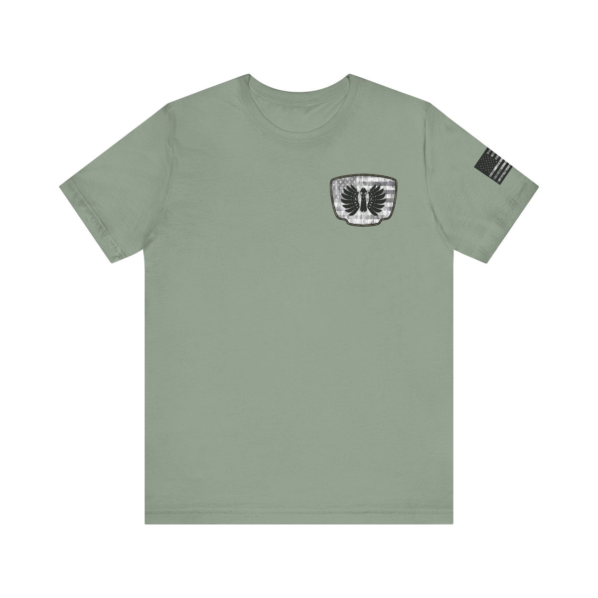 Duck Hunting American Flag Badge T-Shirt – Mossy Camo Print, Crossed Guns & Duck Skull Graphic