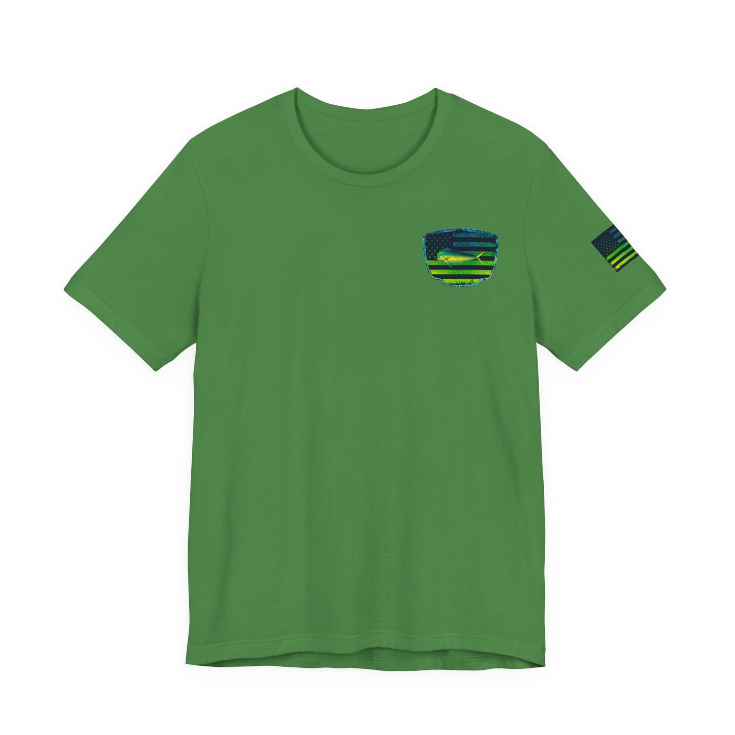 Patriotic Mahi Mahi Flag Tee – Grunge Fishing Badge Shirt for Outdoor Lovers
