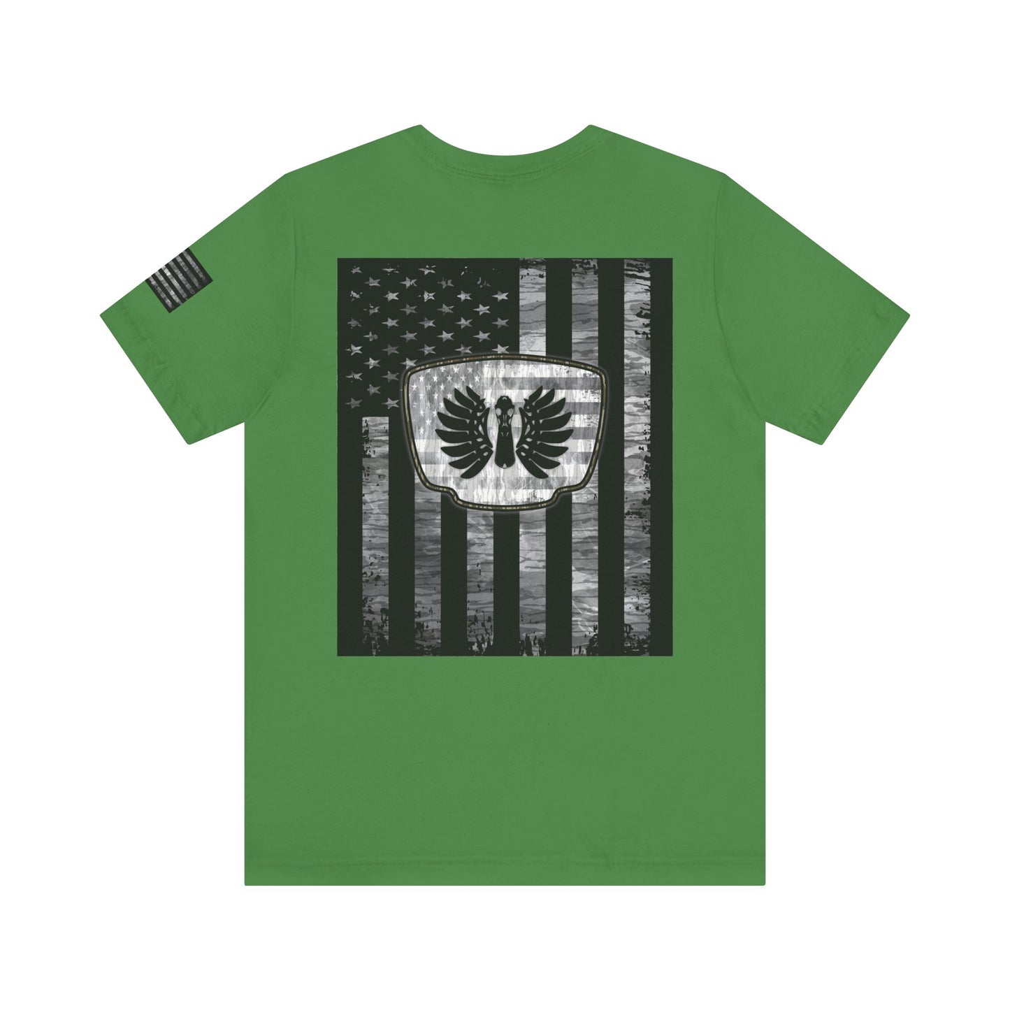 Duck Hunting American Flag Badge T-Shirt – Mossy Camo Print, Crossed Guns & Duck Skull Graphic