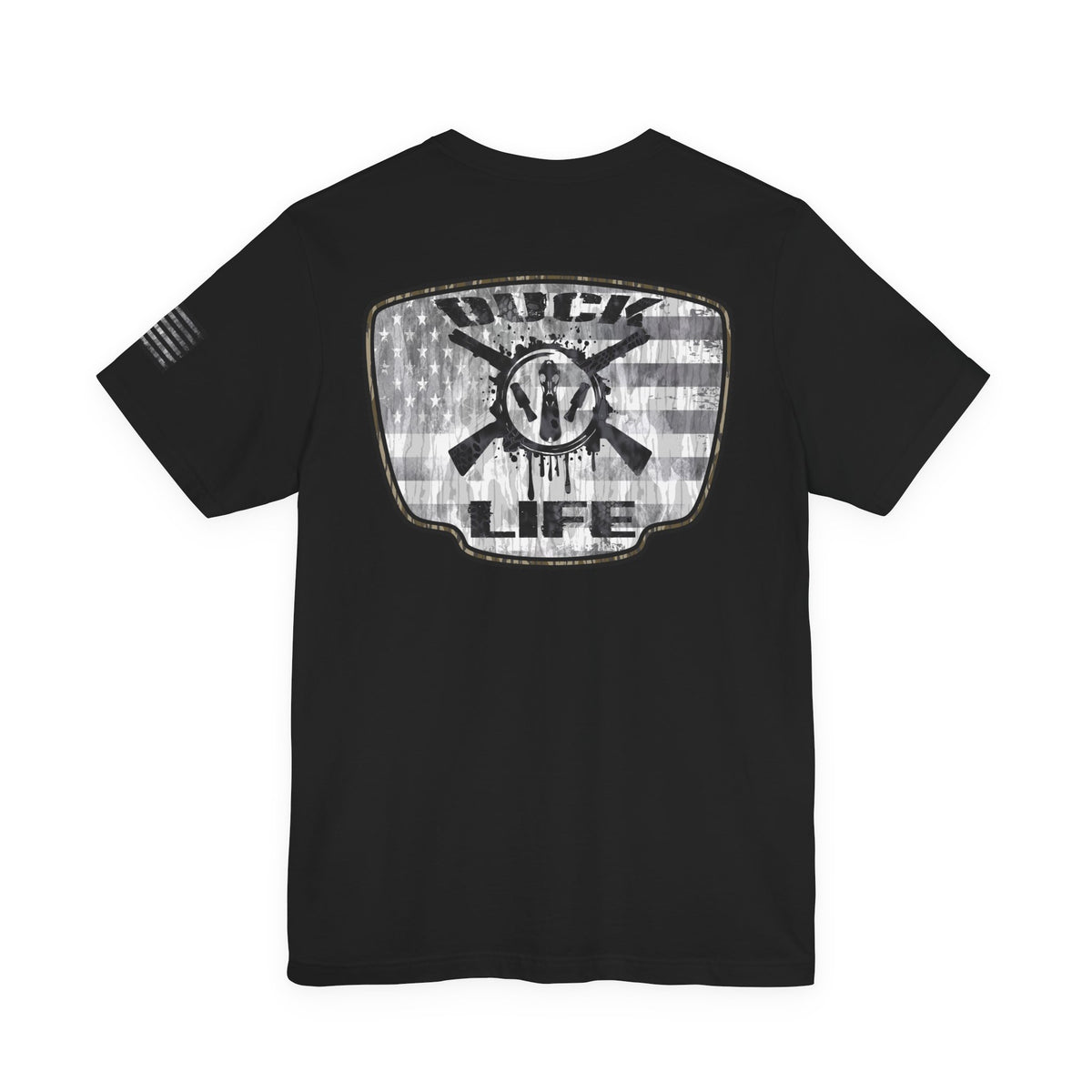 White American Flag Duck Hunting Badge T-Shirt – Mossy Camo Print, Crossed Guns & Duck Skull Graphic