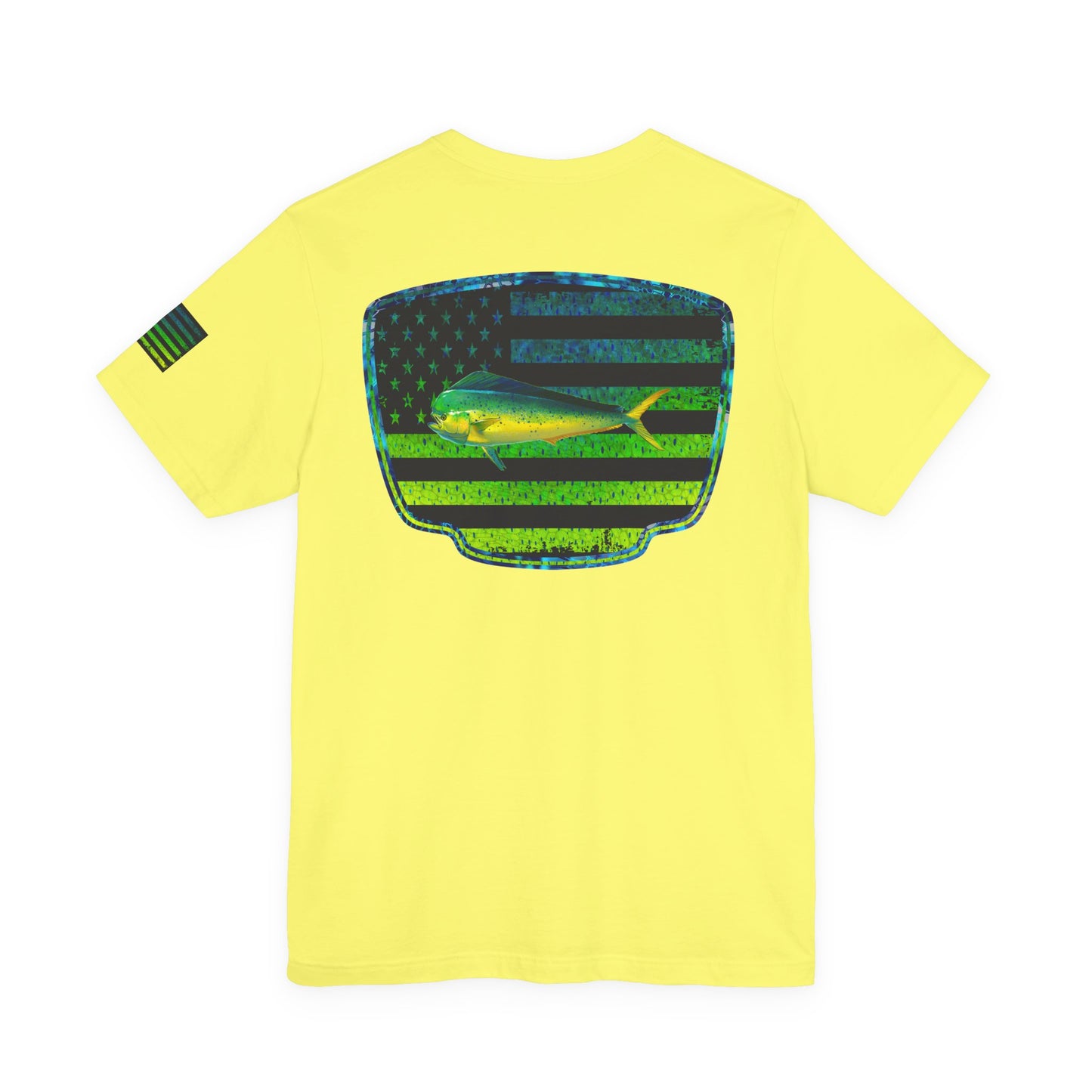 Patriotic Mahi Mahi Flag Tee – Grunge Fishing Badge Shirt for Outdoor Lovers