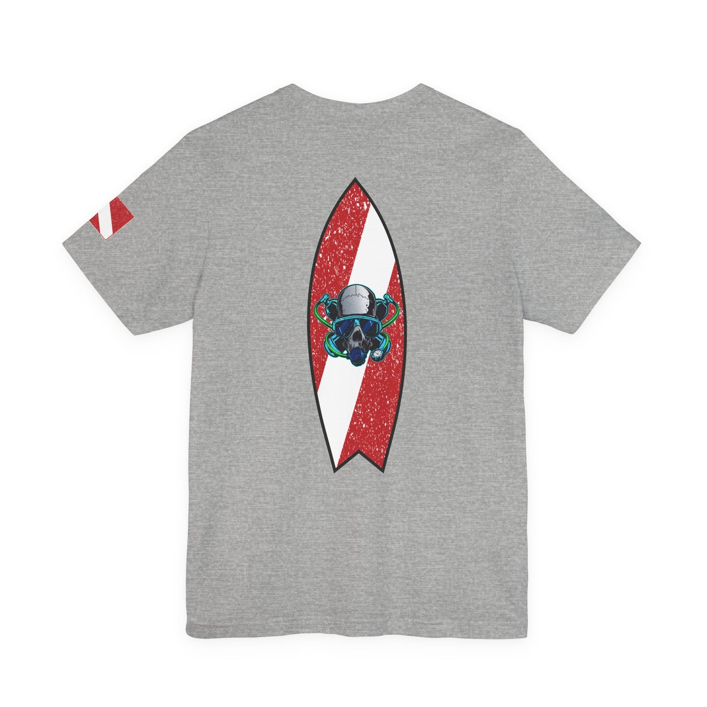 Scuba Diver Skull Red Dive Flag Design – Vintage Distressed Diving Flag Graphic with Oxygen Mask & Regulator, Retro Surfboard Decal, Nautical Tattoo Art