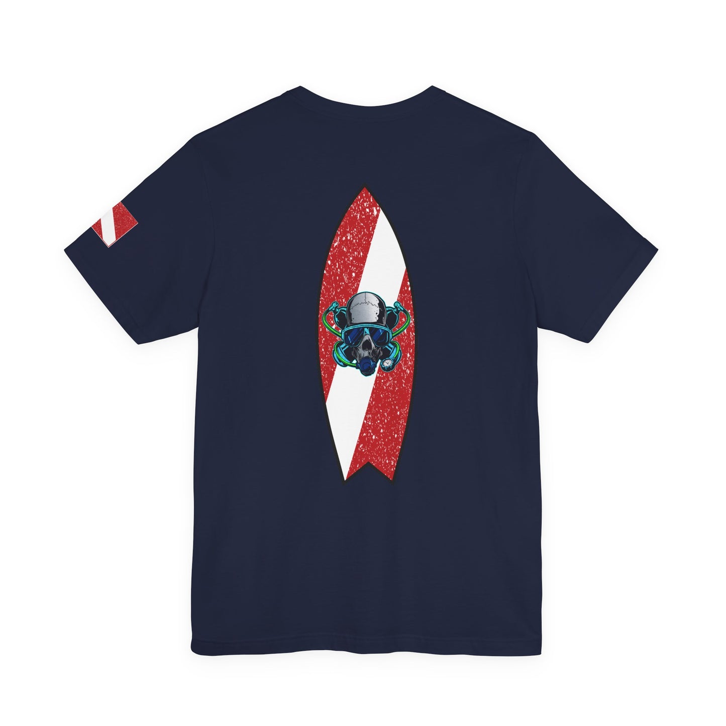 Scuba Diver Skull Red Dive Flag Design – Vintage Distressed Diving Flag Graphic with Oxygen Mask & Regulator, Retro Surfboard Decal, Nautical Tattoo Art