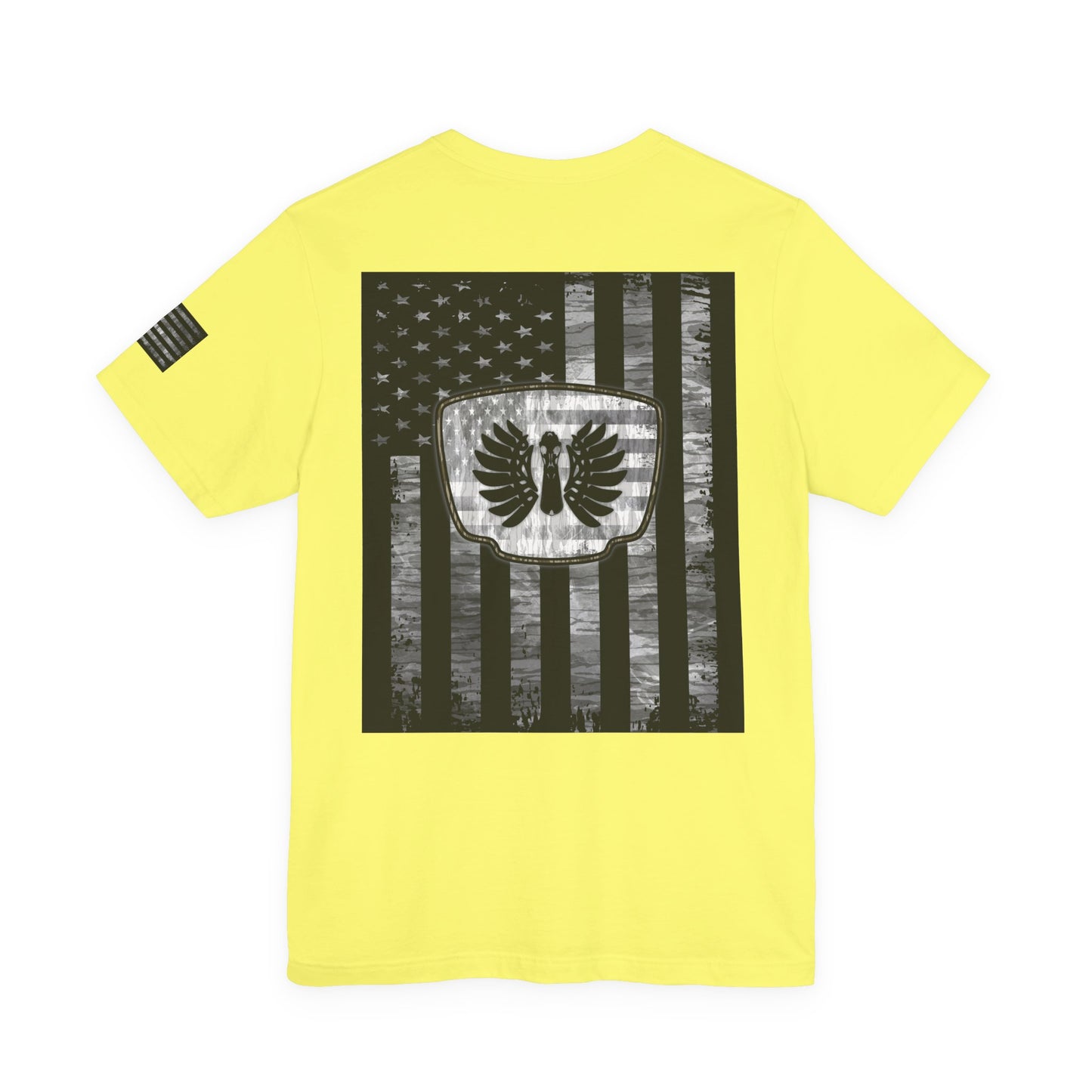 Duck Hunting American Flag Badge T-Shirt – Mossy Camo Print, Crossed Guns & Duck Skull Graphic