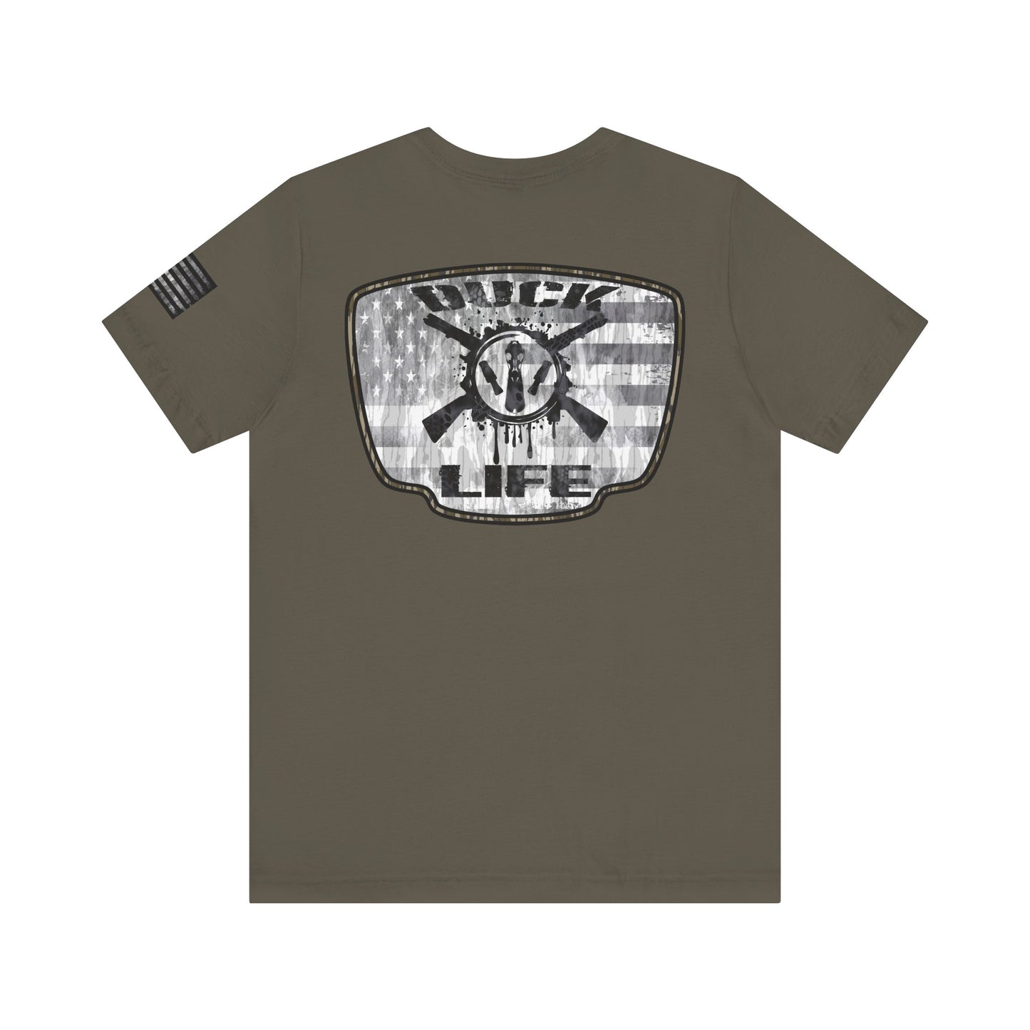 White American Flag Duck Hunting Badge T-Shirt – Mossy Camo Print, Crossed Guns & Duck Skull Graphic