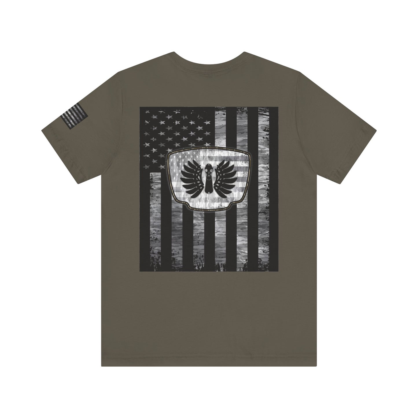 Duck Hunting American Flag Badge T-Shirt – Mossy Camo Print, Crossed Guns & Duck Skull Graphic