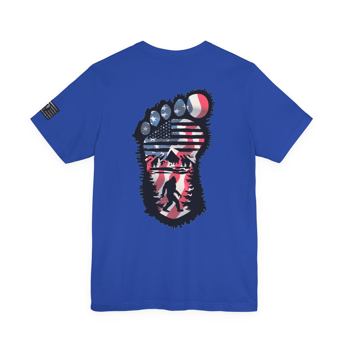Bigfoot American Flag Adventure-Ready Unisex Tee, Perfect for Campouts, Gifts, Outdoor Wear