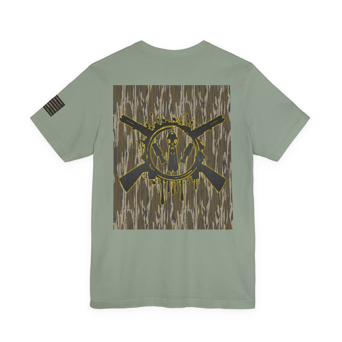 Duck Hunting Badge T-Shirt – Mossy Camo Print, Crossed Guns & Duck Skull Graphic
