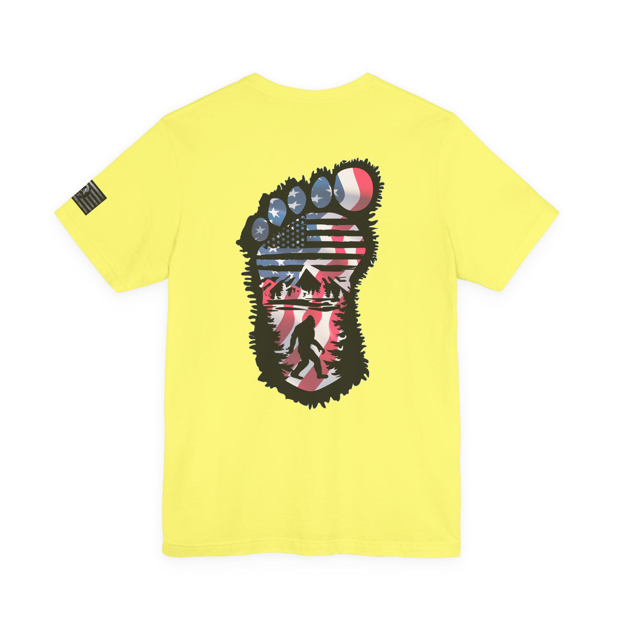 Bigfoot American Flag Adventure-Ready Unisex Tee, Perfect for Campouts, Gifts, Outdoor Wear