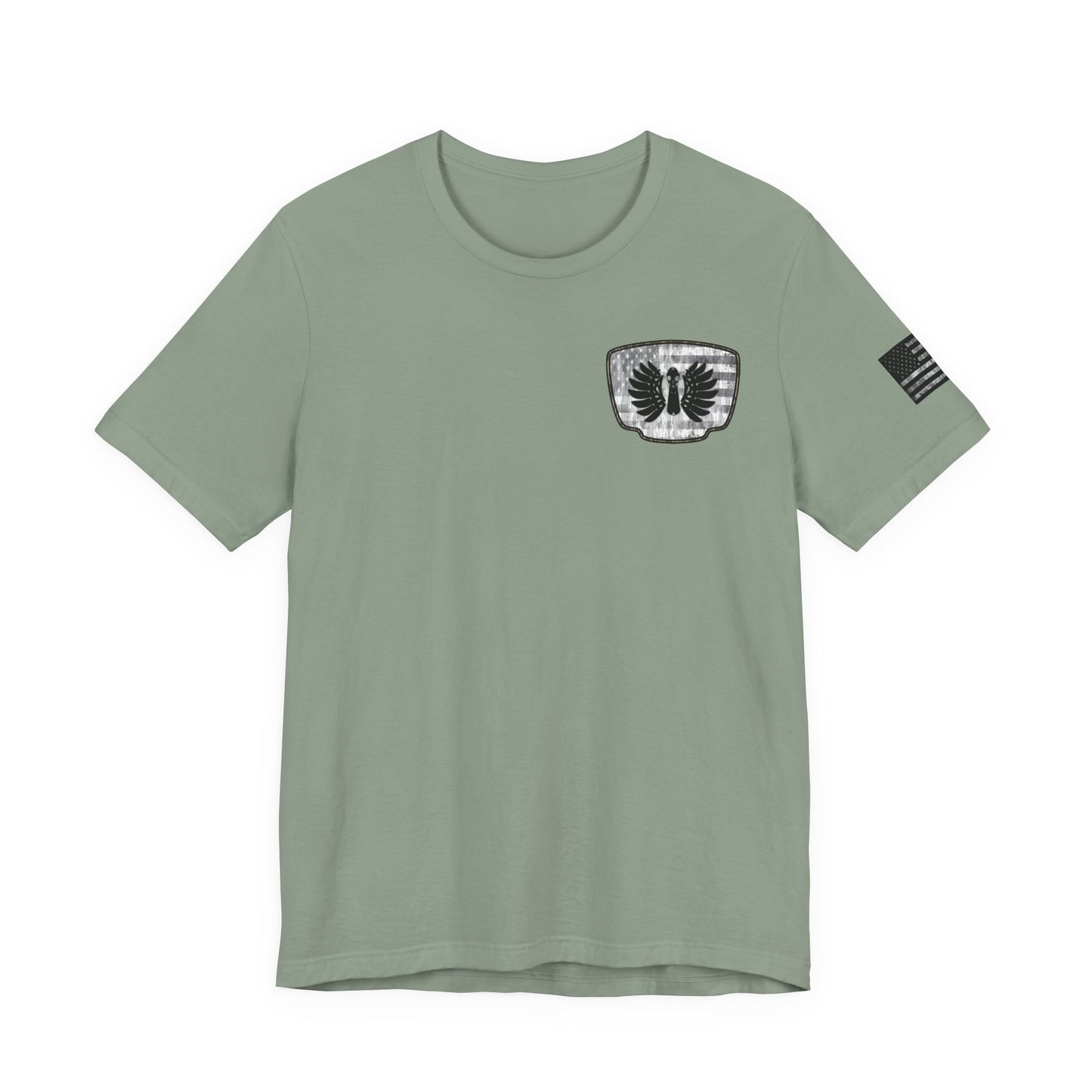 Duck Hunting American Flag Badge T-Shirt – Mossy Camo Print, Crossed Guns & Duck Skull Graphic