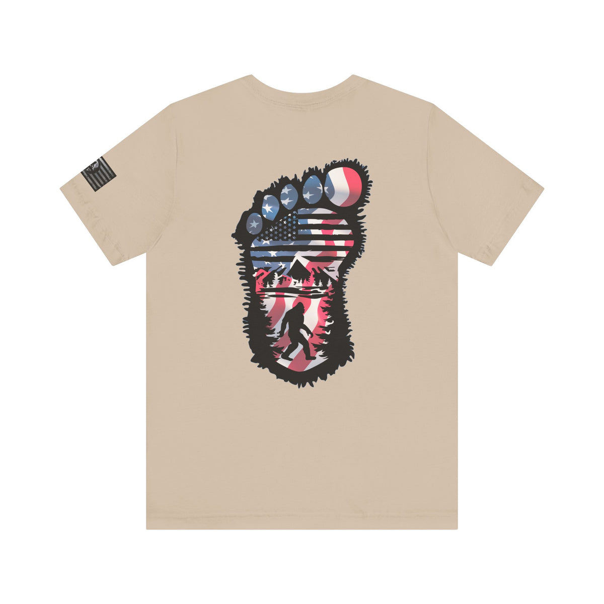 Bigfoot American Flag Adventure-Ready Unisex Tee, Perfect for Campouts, Gifts, Outdoor Wear
