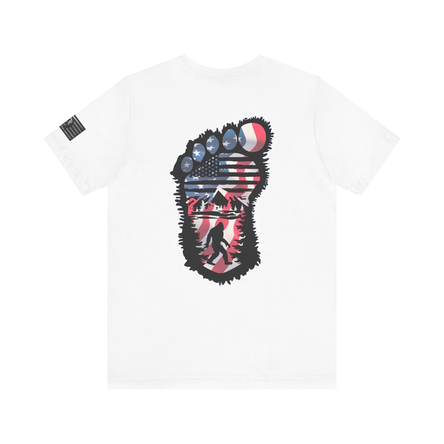 Bigfoot American Flag Adventure-Ready Unisex Tee, Perfect for Campouts, Gifts, Outdoor Wear