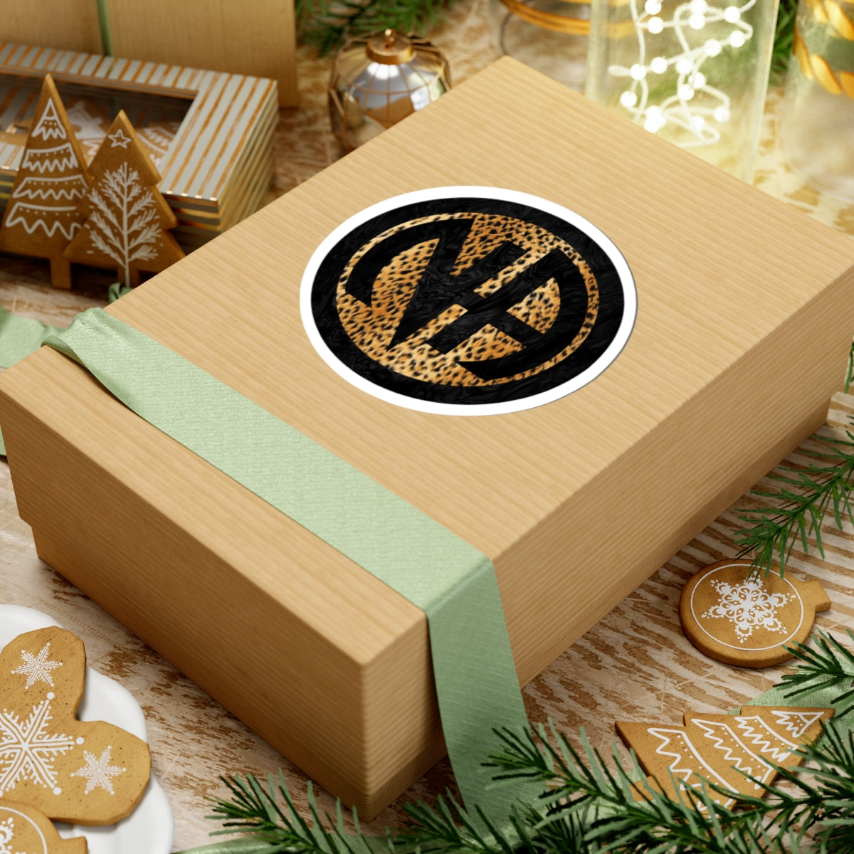 Leopard Print Narcotics Anonymous Symbol Sticker – Bold Recovery Support ArtKiss-Cut Stickers