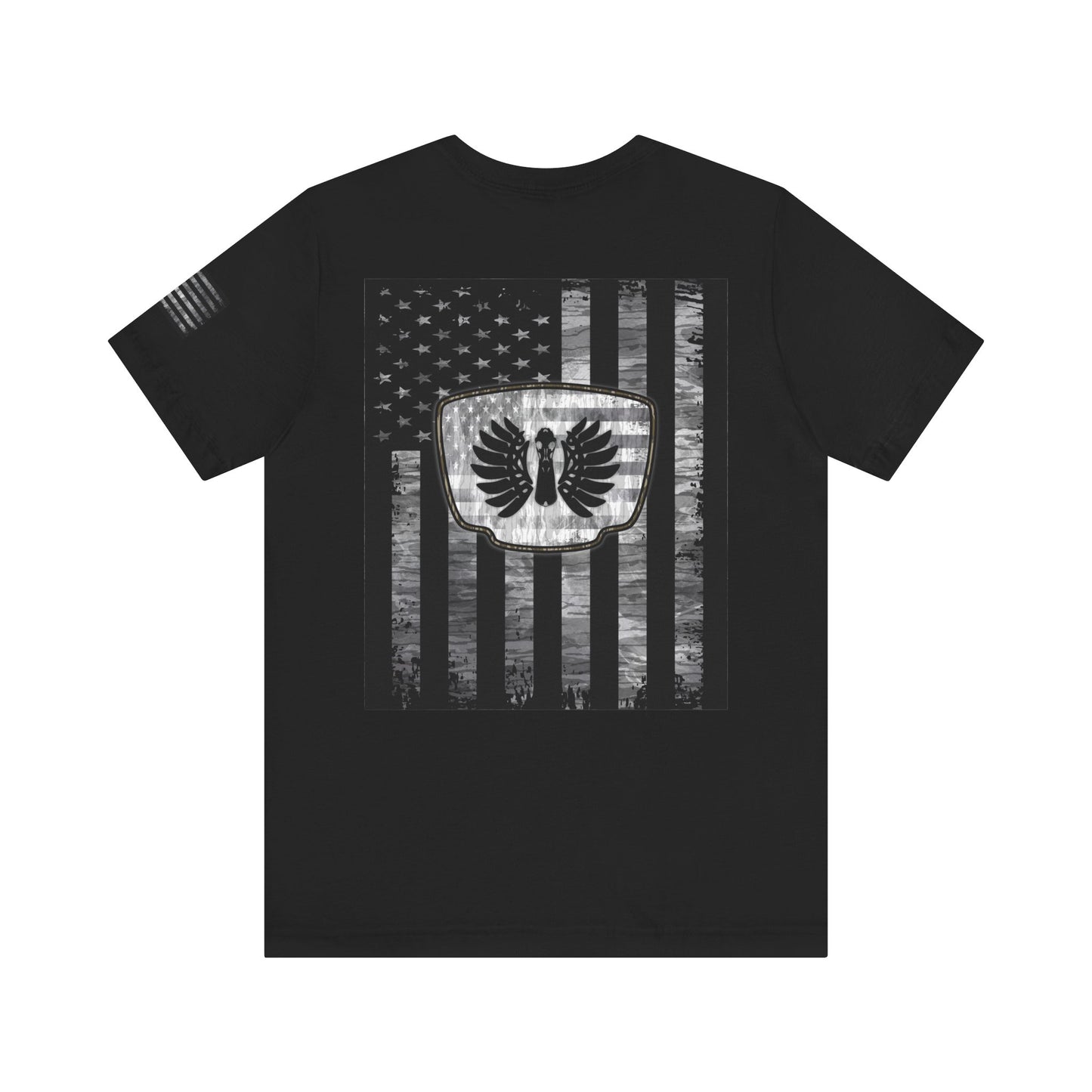 Duck Hunting American Flag Badge T-Shirt – Mossy Camo Print, Crossed Guns & Duck Skull Graphic
