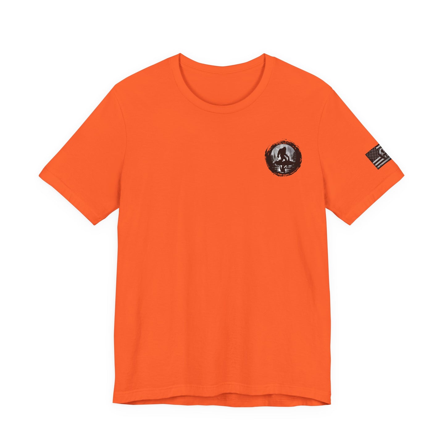 Bigfoot American Flag Adventure-Ready Unisex Tee, Perfect for Campouts, Gifts, Outdoor Wear