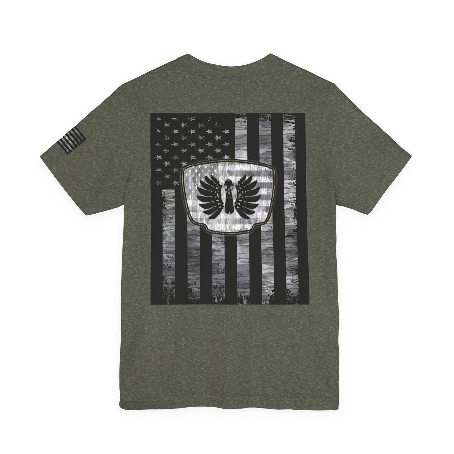 Duck Hunting American Flag Badge T-Shirt – Mossy Camo Print, Crossed Guns & Duck Skull Graphic